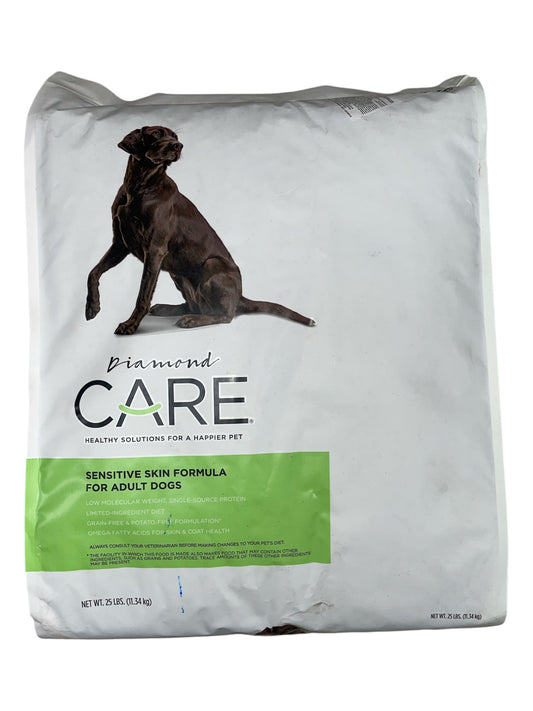 Diamond Care Sensitive Skin Adult Dogs